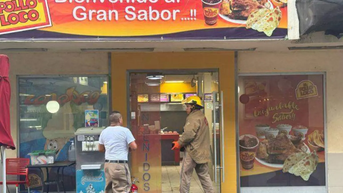 Incendio en pollo loco de Tampico 